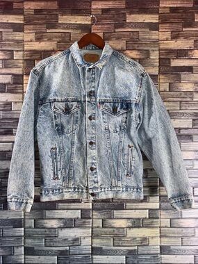 Classic  80’s Light Wash Denim Levi’s Jacket - Men's XL EUC
